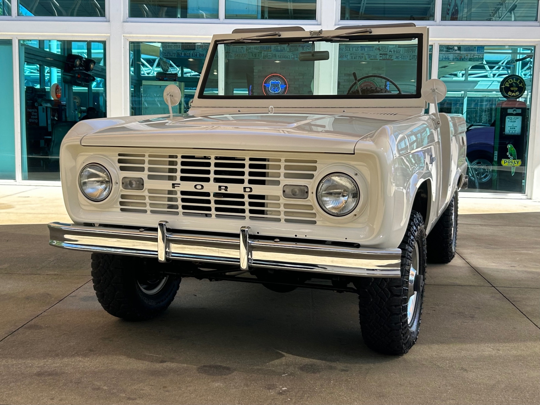 1966-ford-bronco-for-sale-01