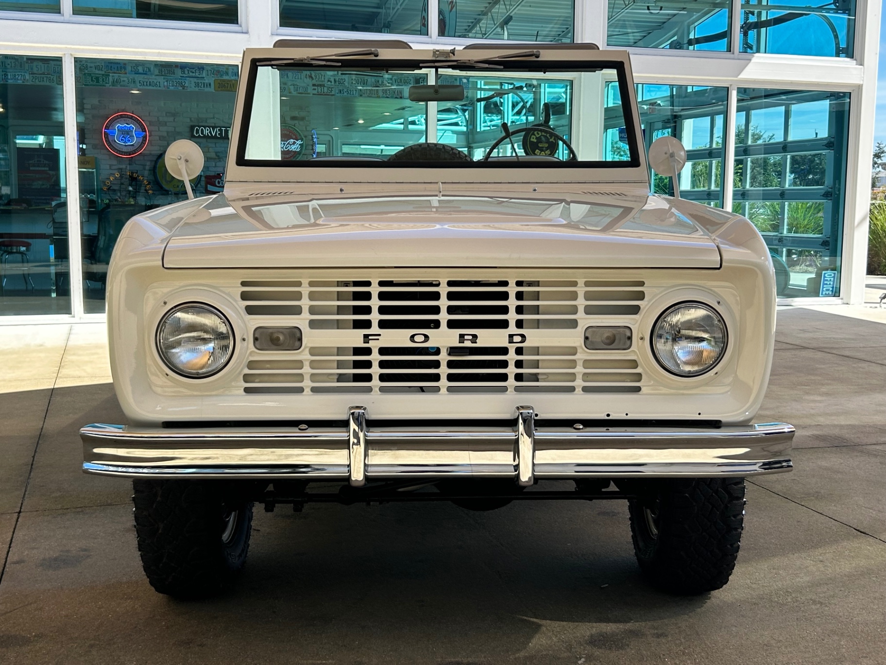 1966-ford-bronco-for-sale-02