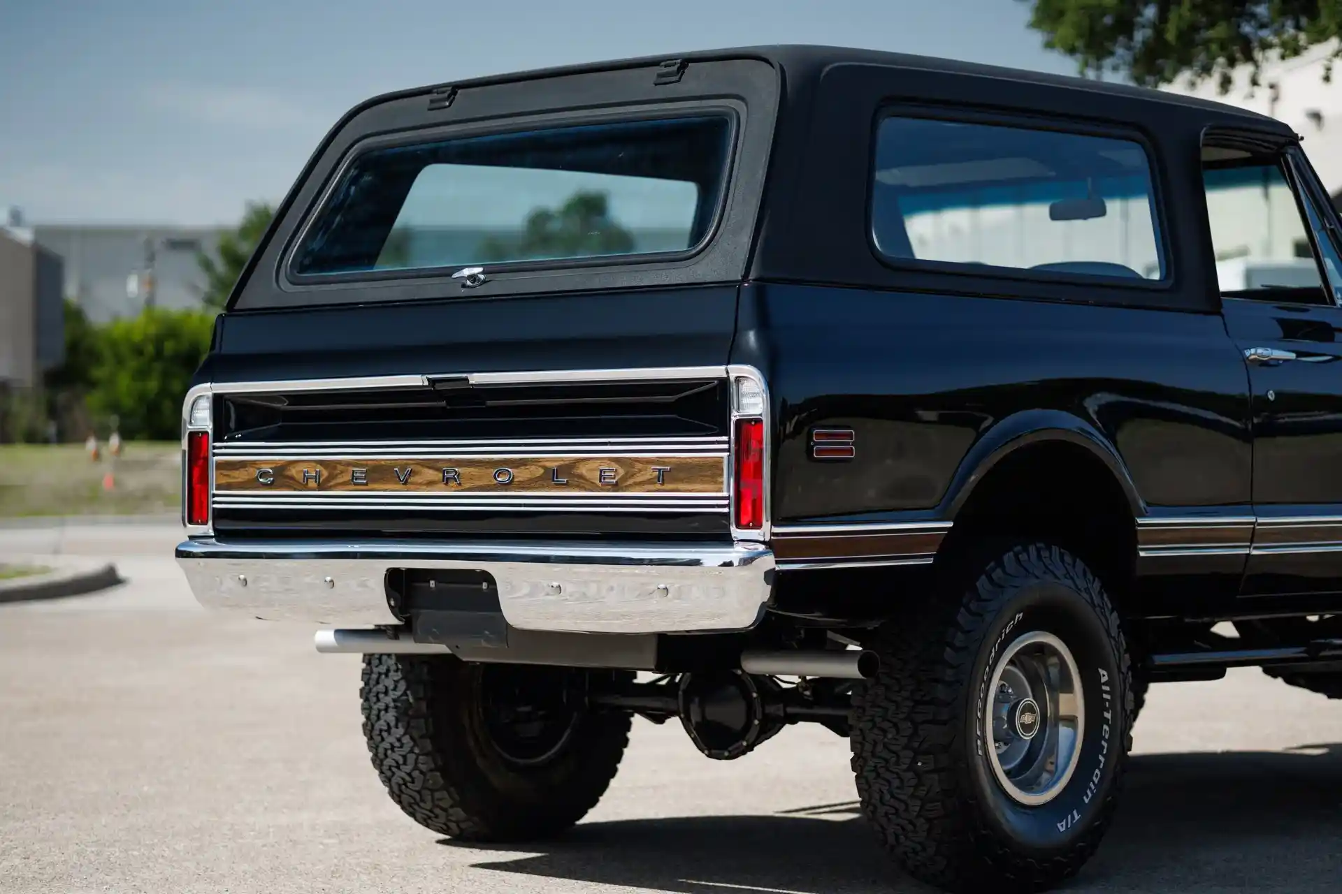 1971-chevrolet-k5-blazer-for-sale-09