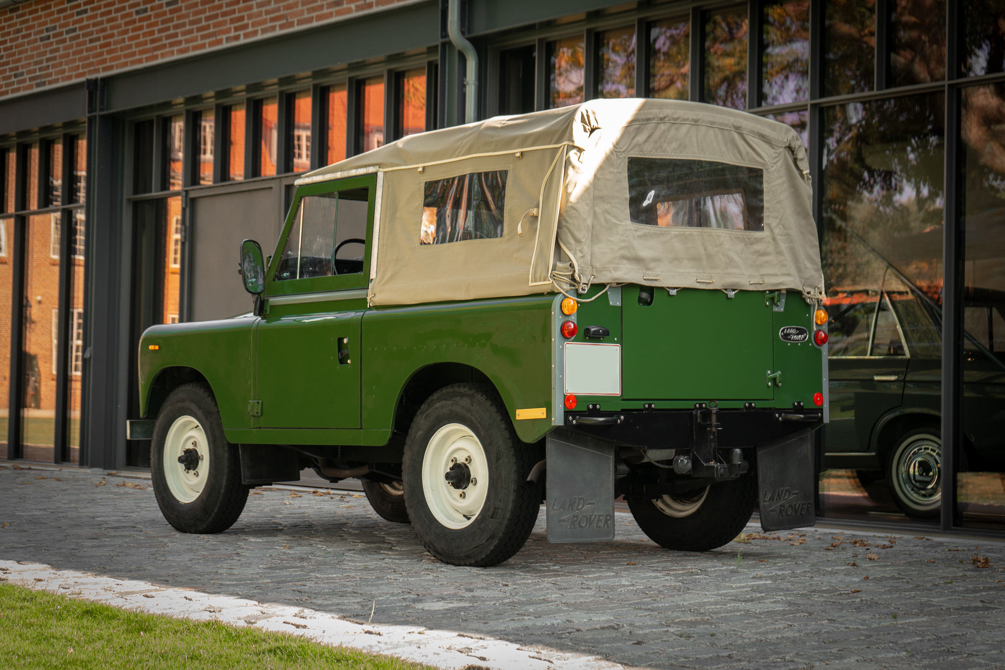 1972-land-rover-series-3-05