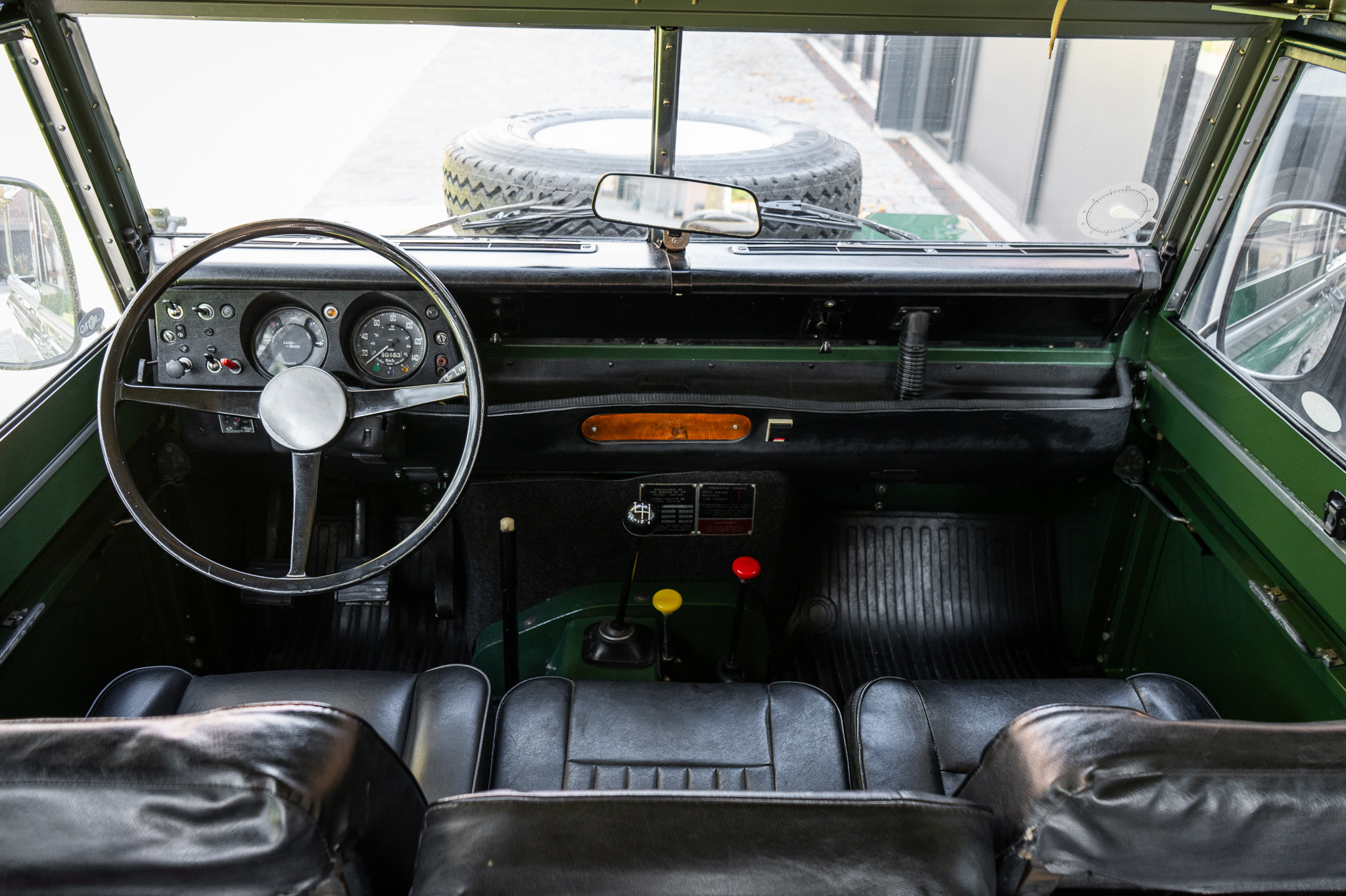 1972-land-rover-series-3-14