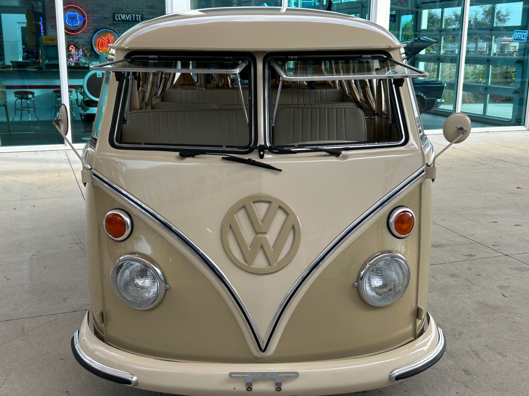 1972-vw-type-2-bus-05