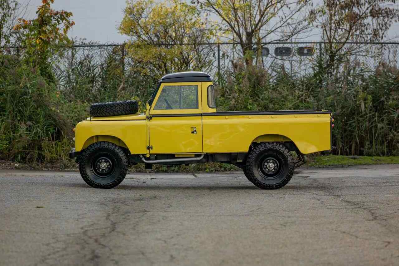 1974-land-rover-defender-pickup-03