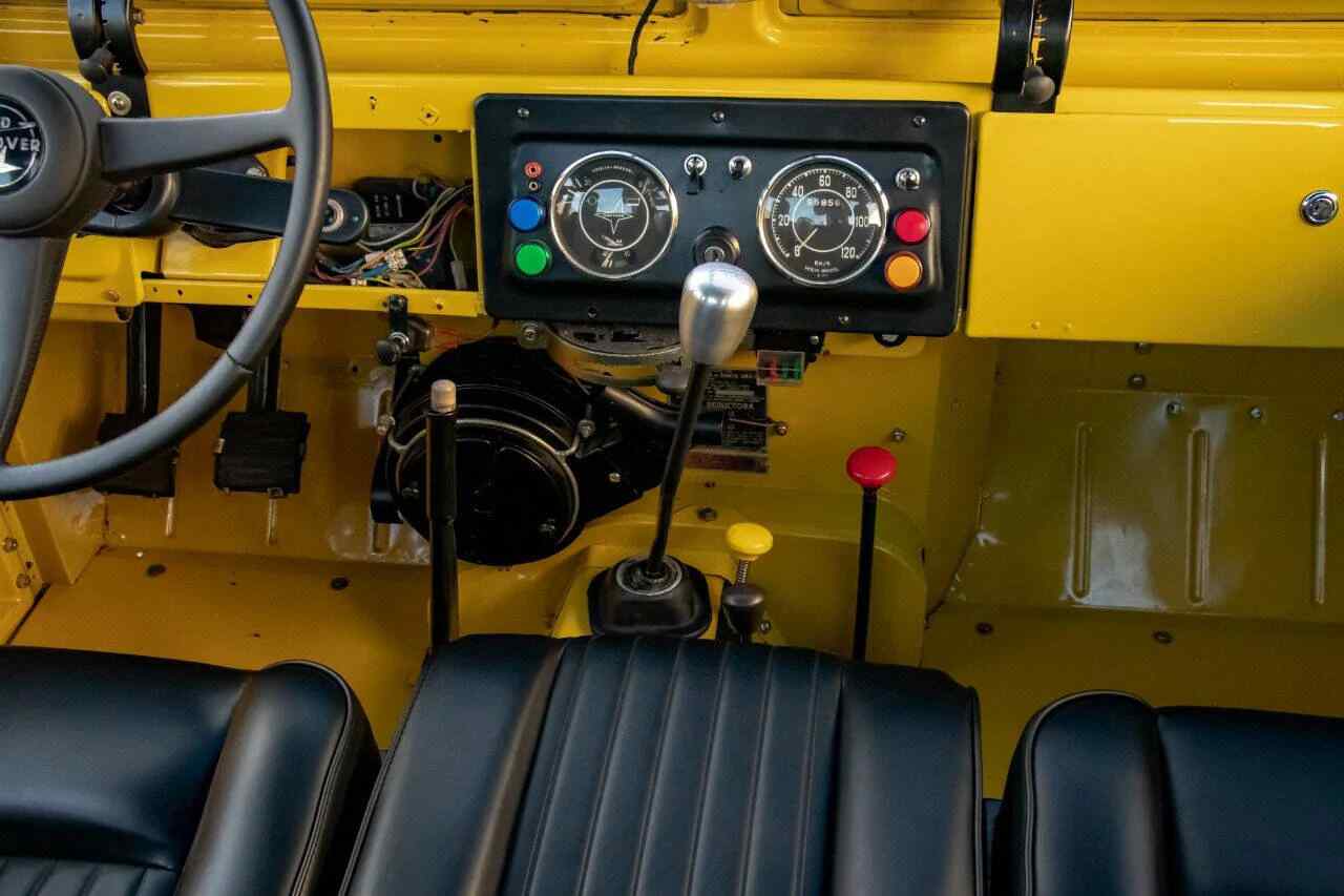 1974-land-rover-defender-pickup-14