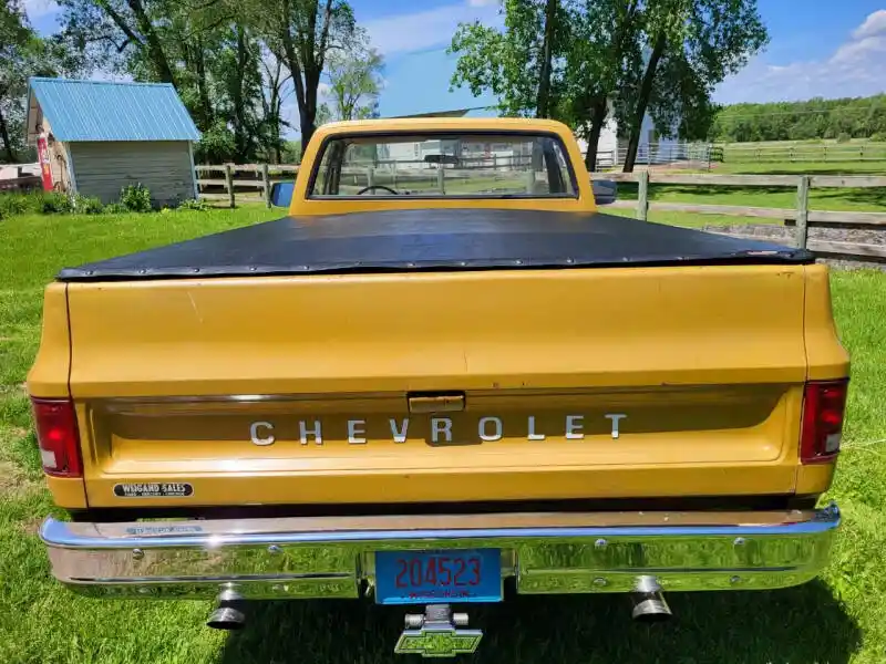 1976-chevrolet-c-k-20-series-custom-deluxe-one-family-owned-for-sale-11