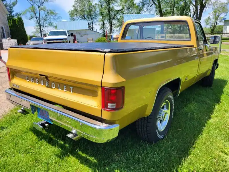 1976-chevrolet-c-k-20-series-custom-deluxe-one-family-owned-for-sale-12