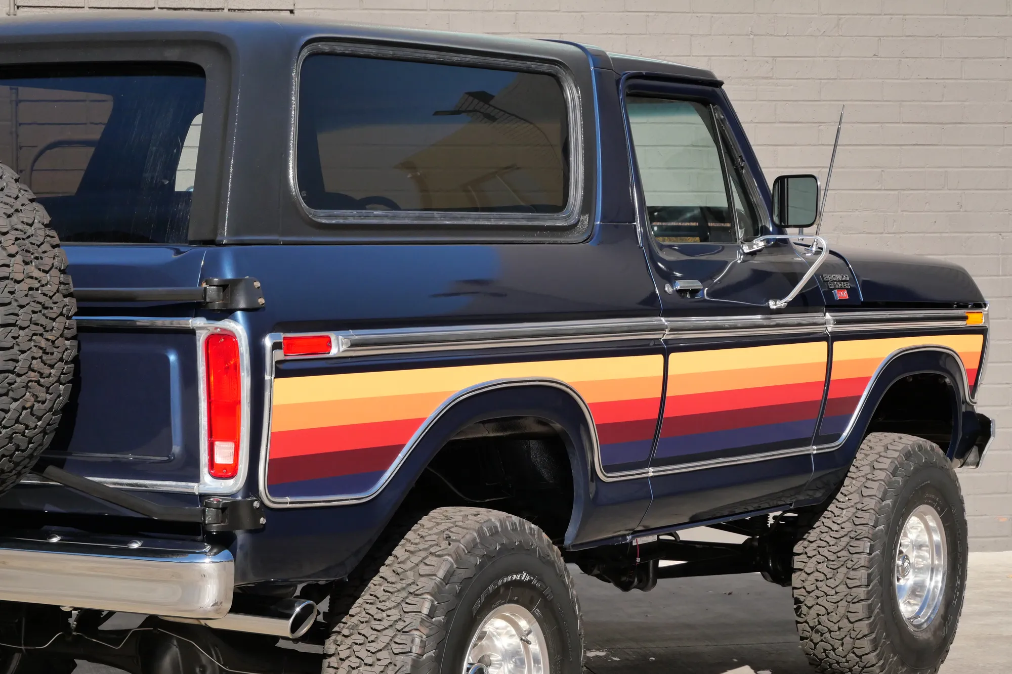 1978-ford-bronco-godzilla-for-sale-20