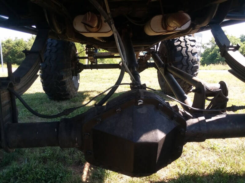 1986-jeep-cj7-stretched-355-400-turbo-automatic-twin-stick-1-ton-axles (6)