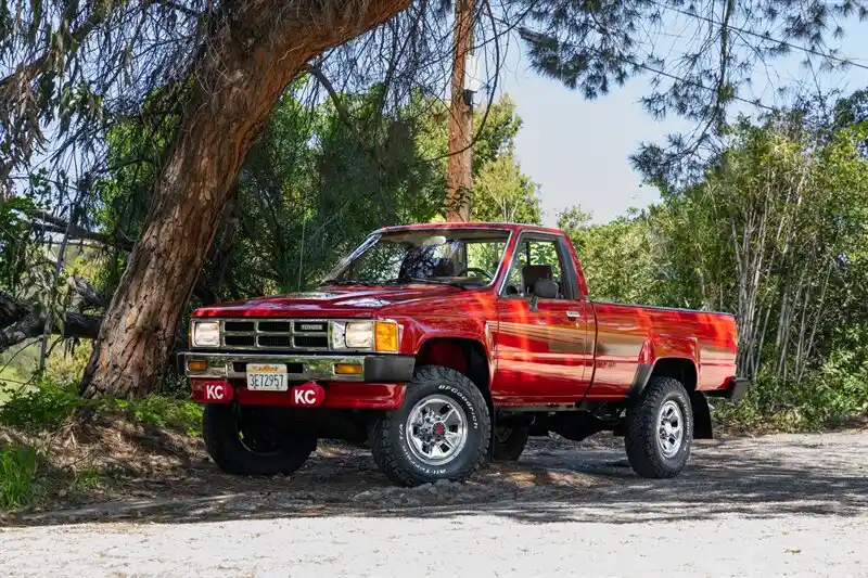 1986-toyota-pickup-sr5-truck-for-sale-21