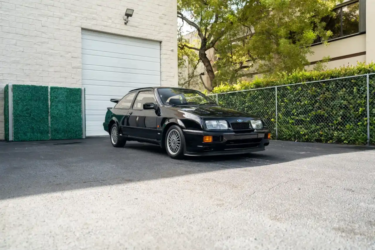 1987-ford-sierra-cosworth-for-sale-01