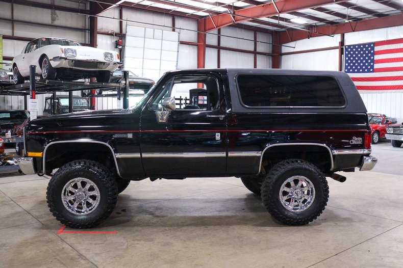 1987-gmc-jimmy-sierra-classic-for-sale-02