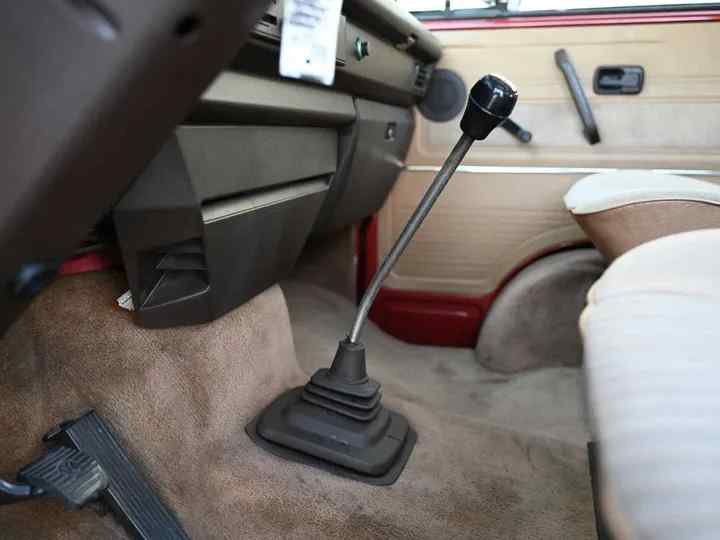 1987-vw-vanagon-westfalia-12