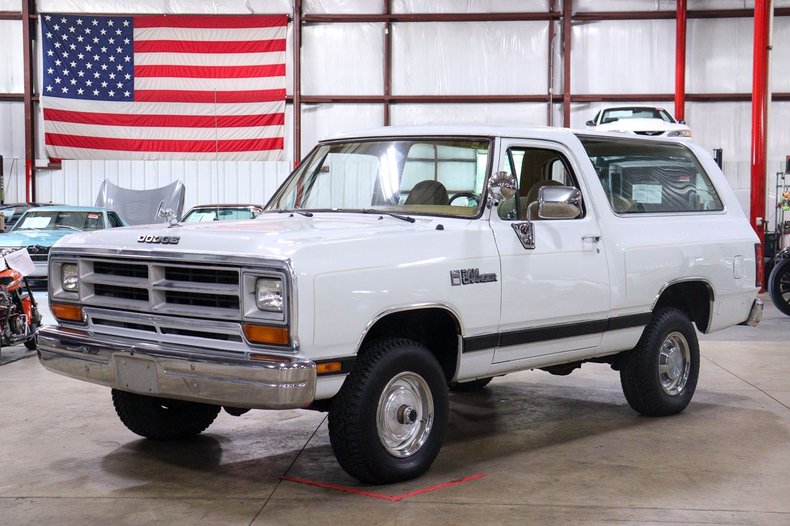 1988-dodge-ramcharger-for-sale-01