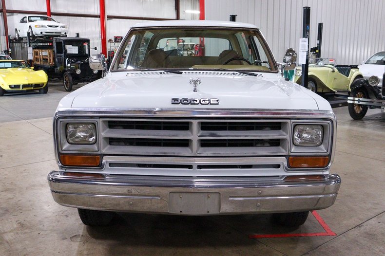 1988-dodge-ramcharger-for-sale-08