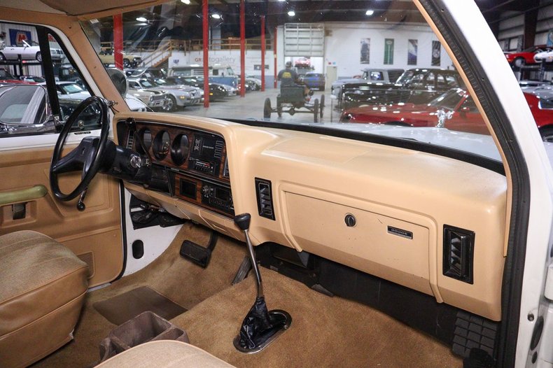 1988-dodge-ramcharger-for-sale-18