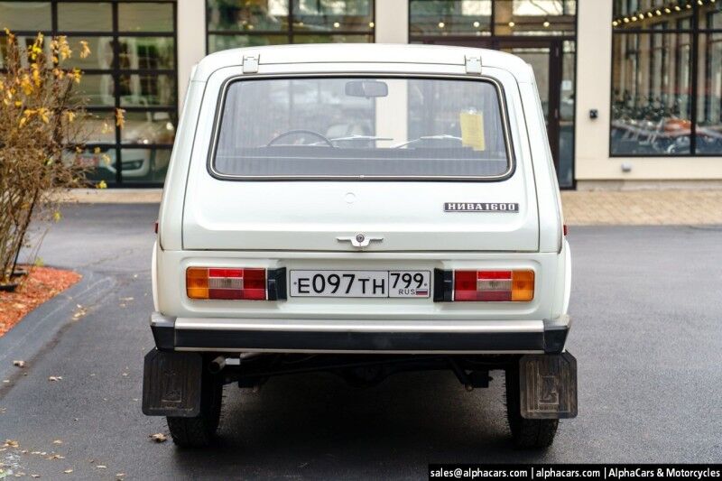 1988-lada-niva-1600-for-sale-04