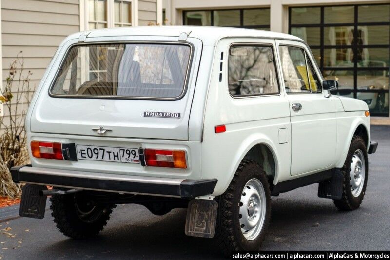 1988-lada-niva-1600-for-sale-05