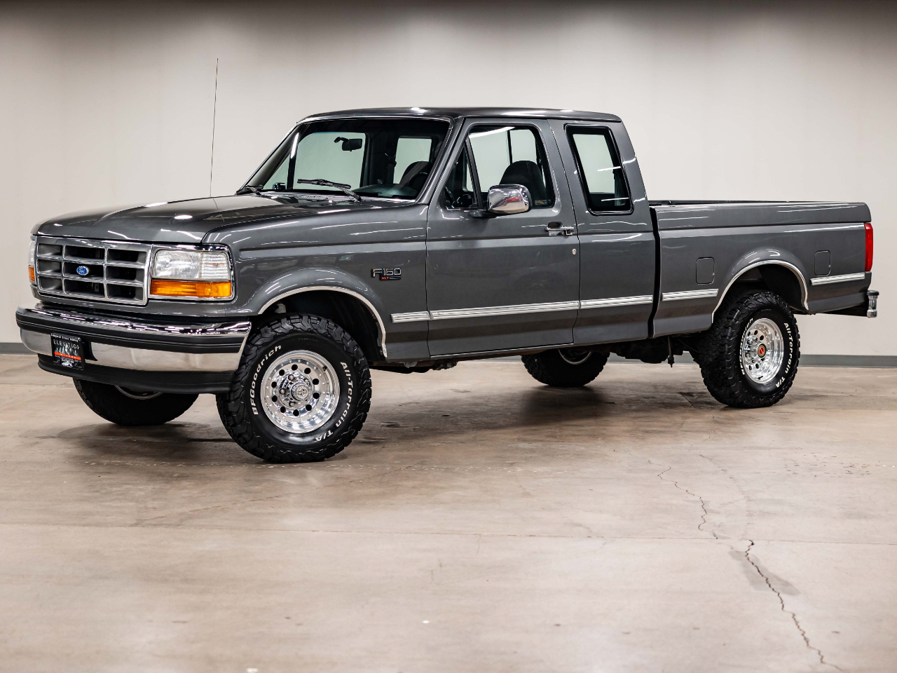 1993-ford-f-150-xlt-supercab-short-bed-11