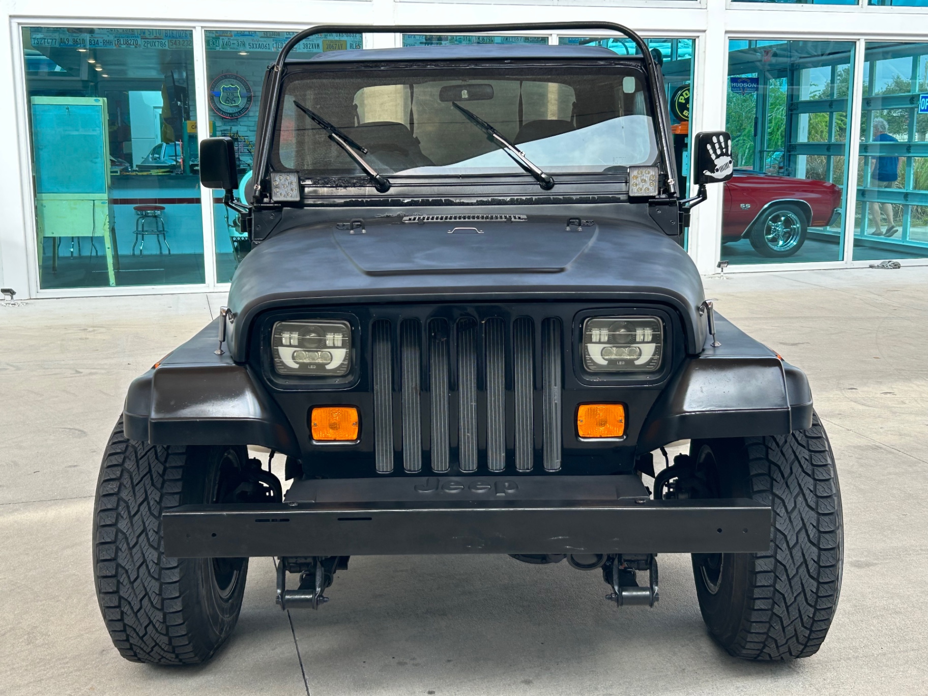 1993-jeep-wrangler-yj-for-sale-02