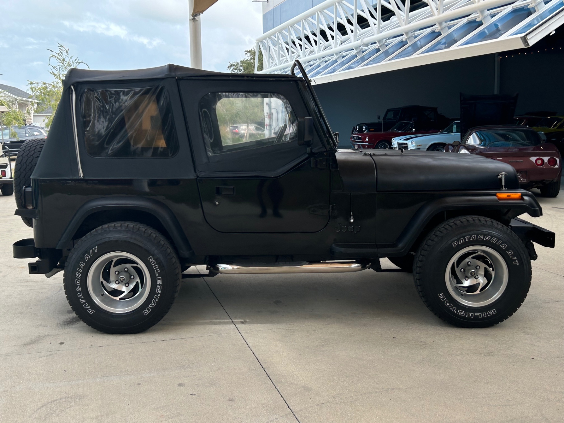 1993-jeep-wrangler-yj-for-sale-04