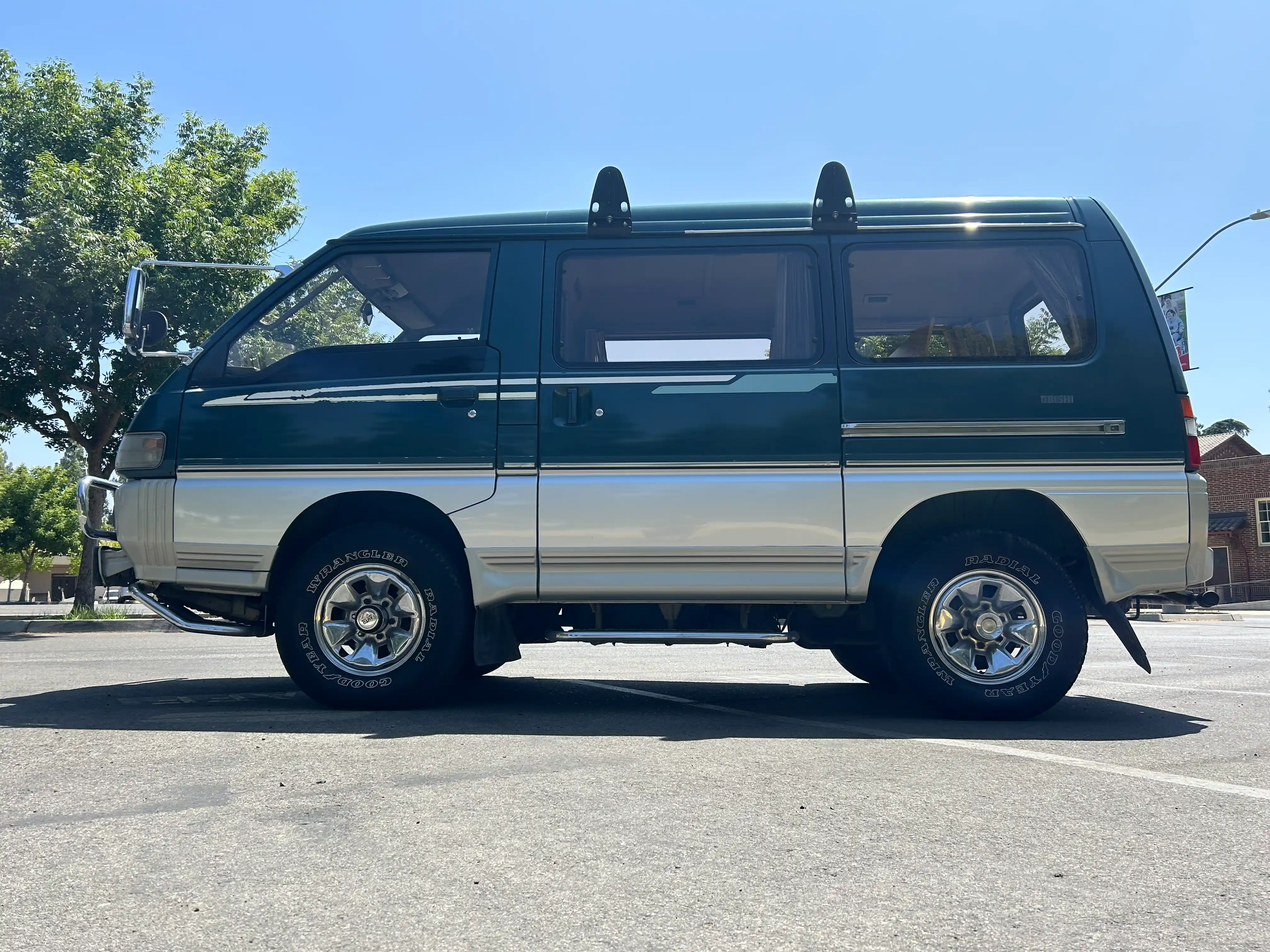 1993-mitsubishi-delica-l300-04