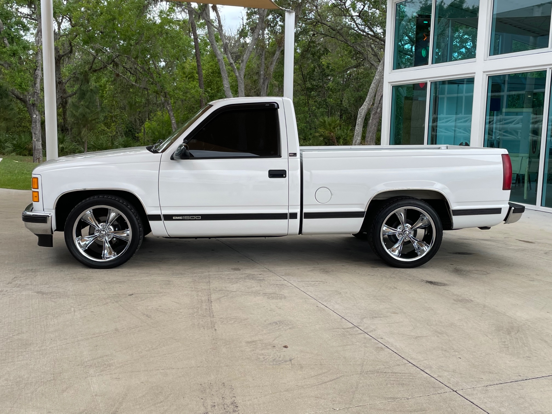 1995-gmc-sierra-for-sale-02