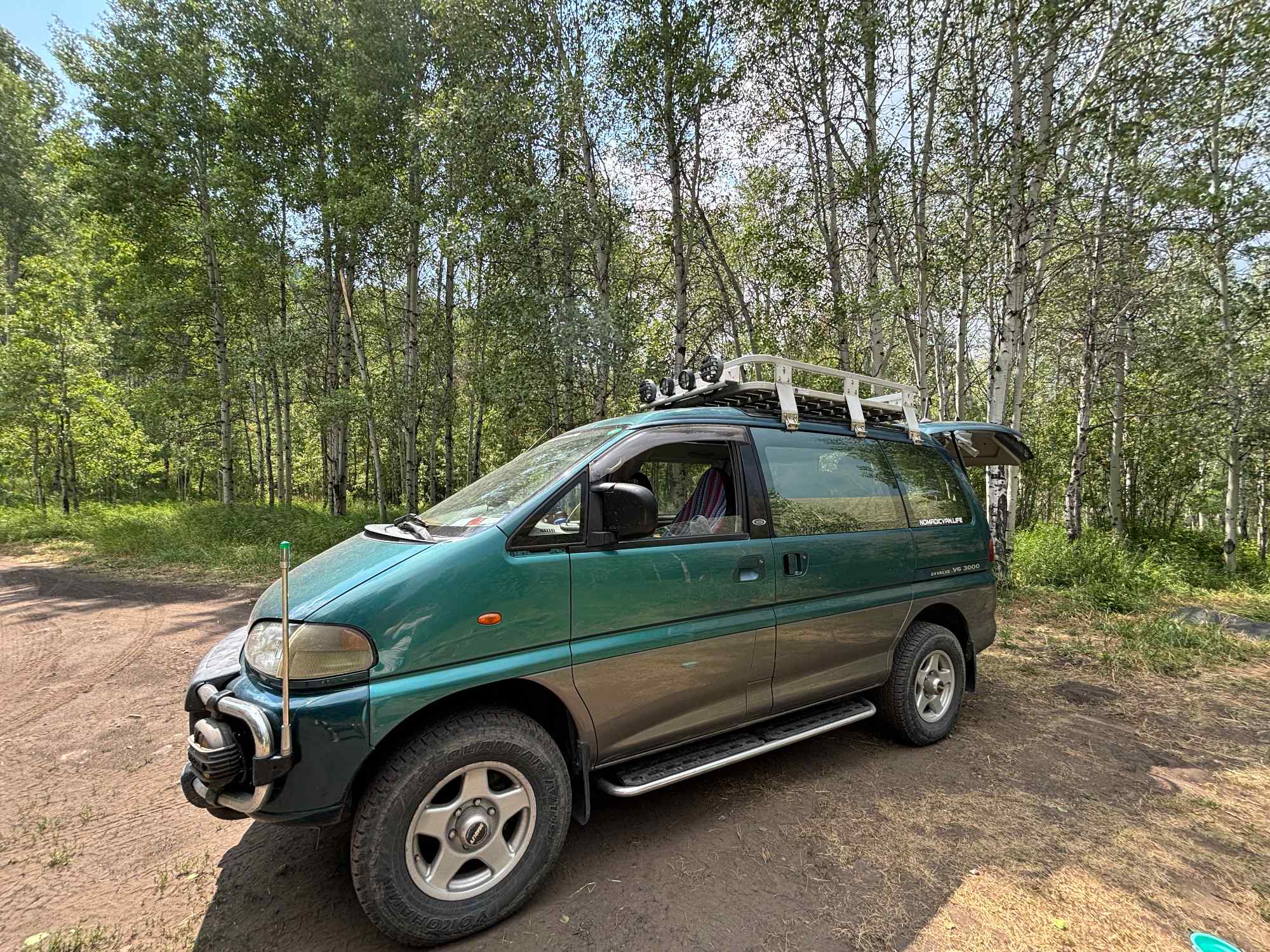 1997-mitsubishi-delica-for-sale-10