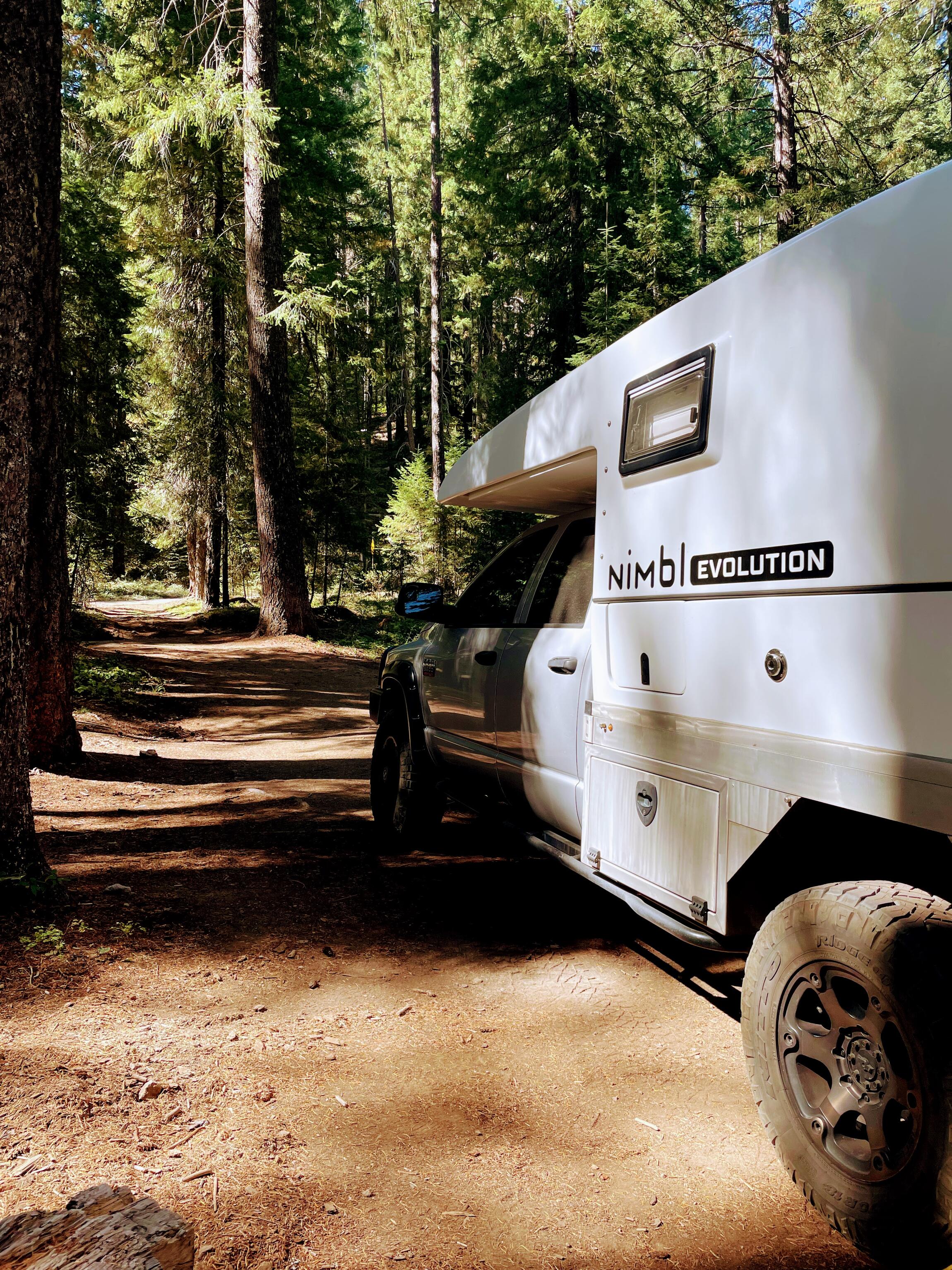 2007-dodge-ram-3500-camper-1