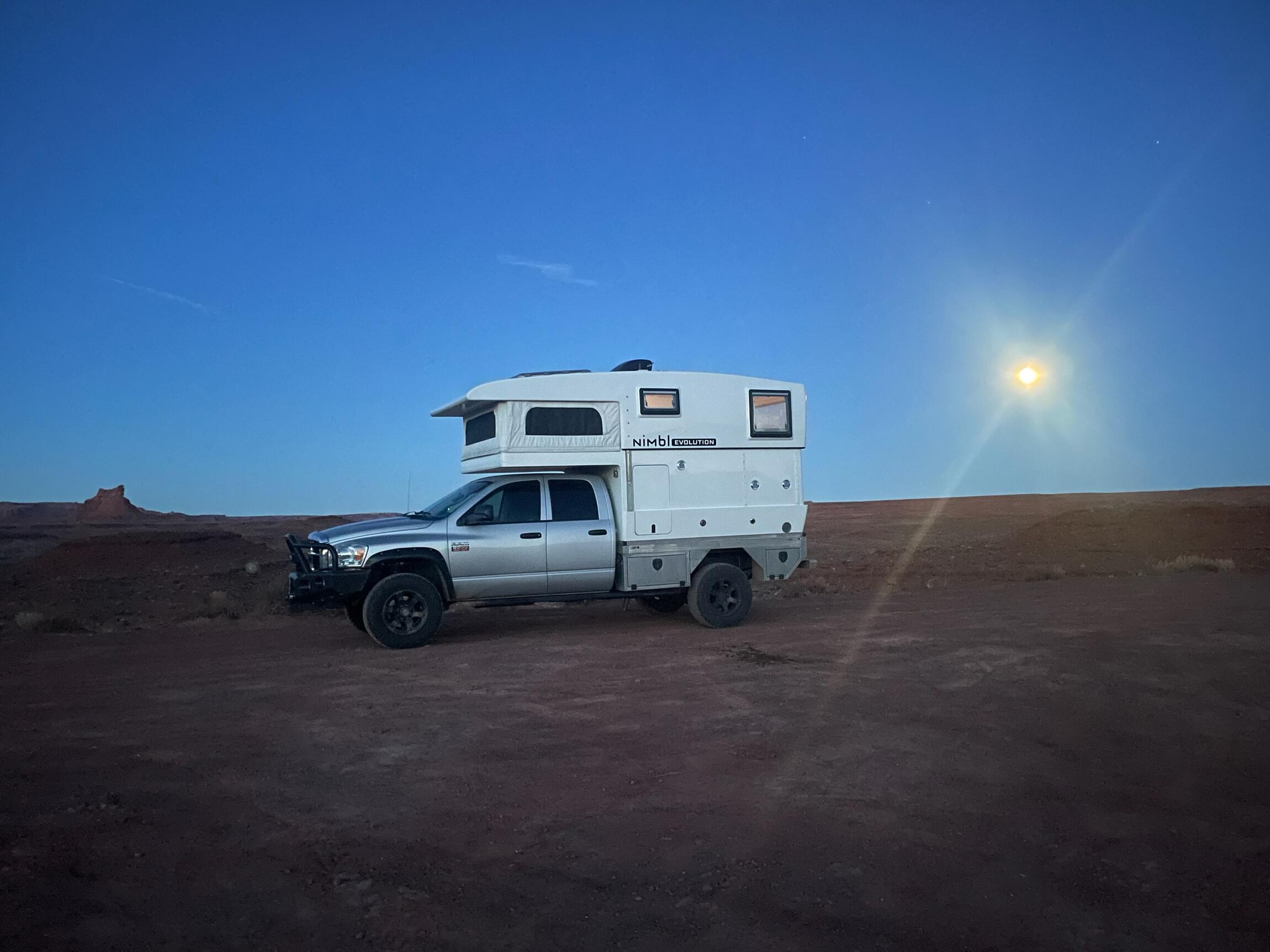 2007-dodge-ram-3500-camper-44