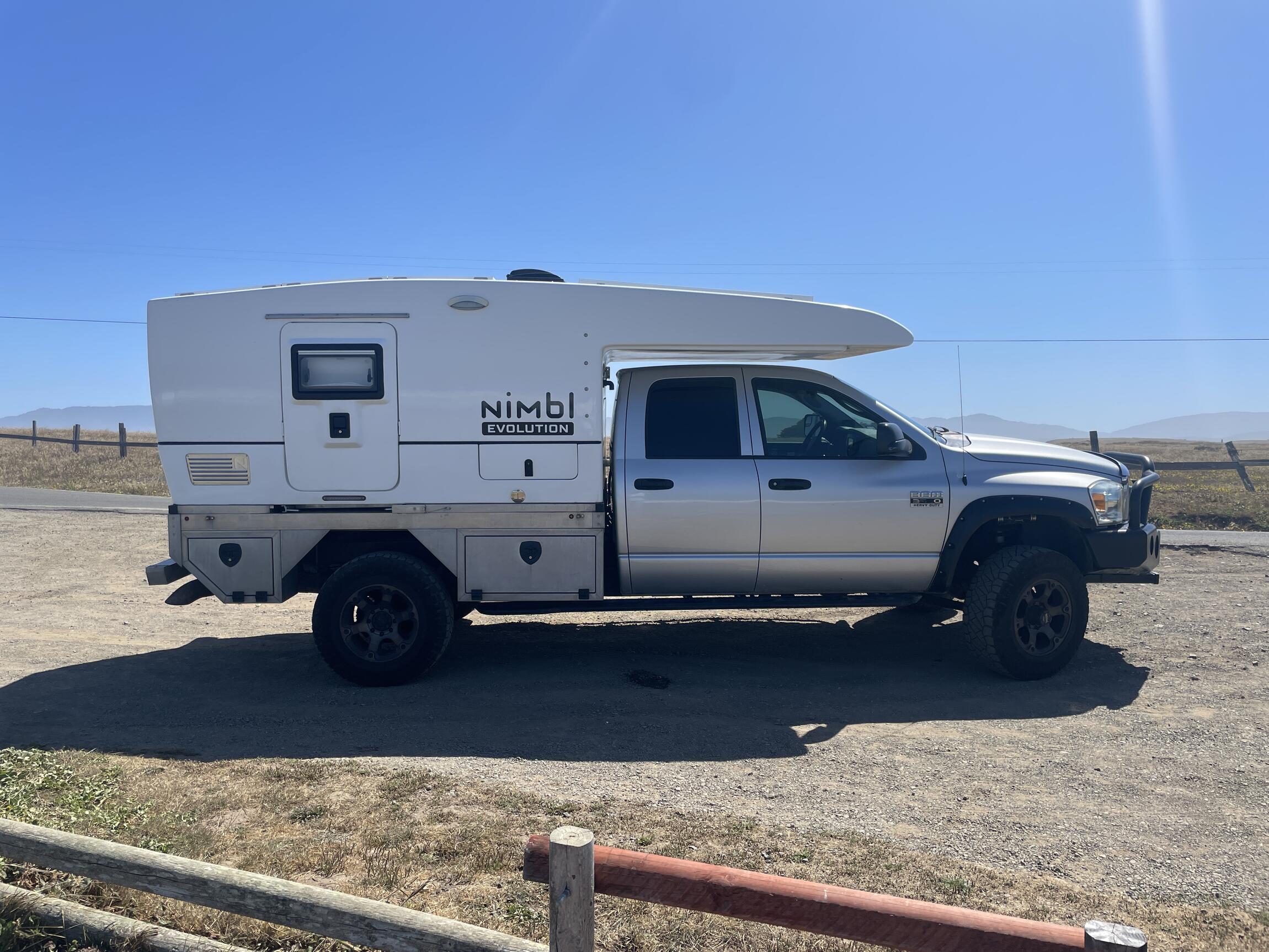 2007-dodge-ram-3500-camper-9