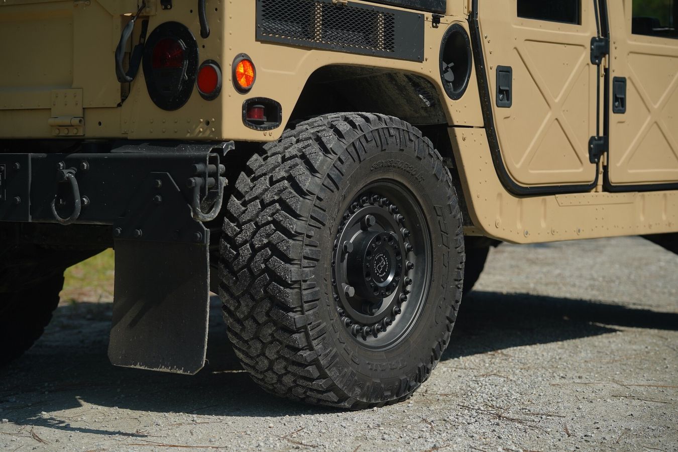 2012-am-general-hmmwv-for-sale-06