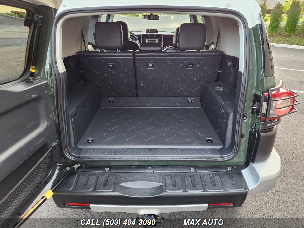 2012-toyota-fj-cruiser-max-auto-for-sale-12