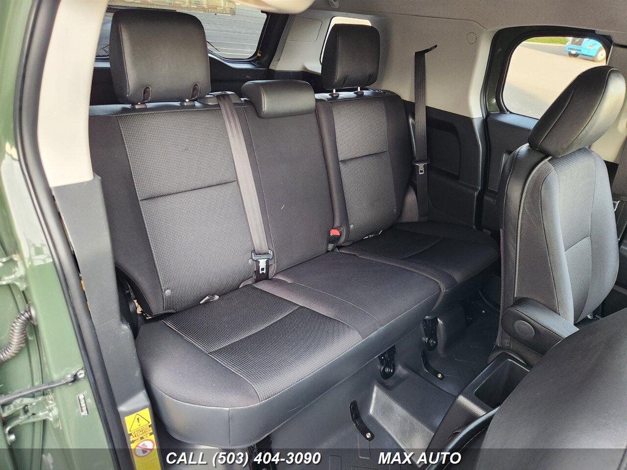 2012-toyota-fj-cruiser-max-auto-for-sale-14