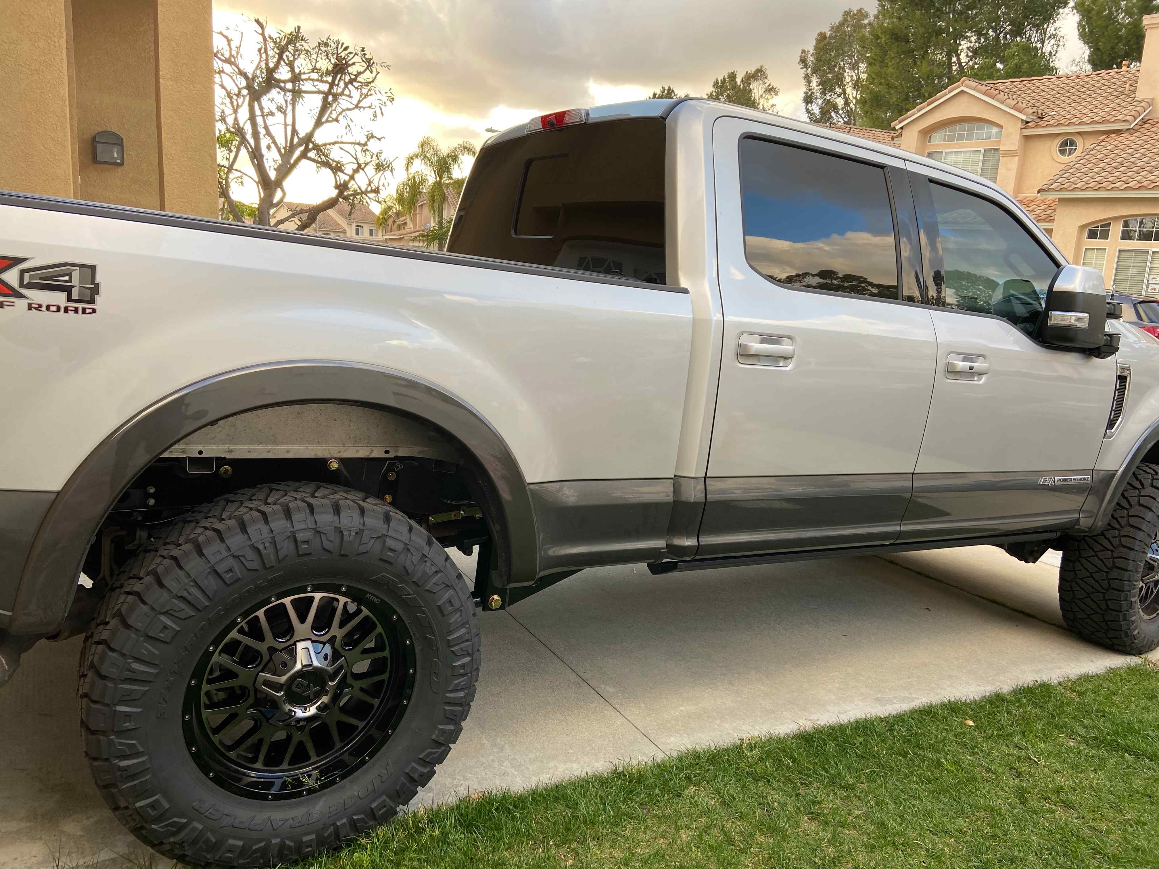 2019-ford-f250-offroad-for-sale-12