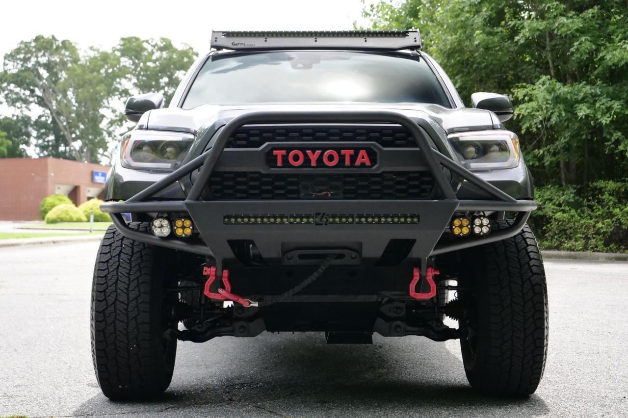 2019-toyota-tacoma-modified-for-sale-02