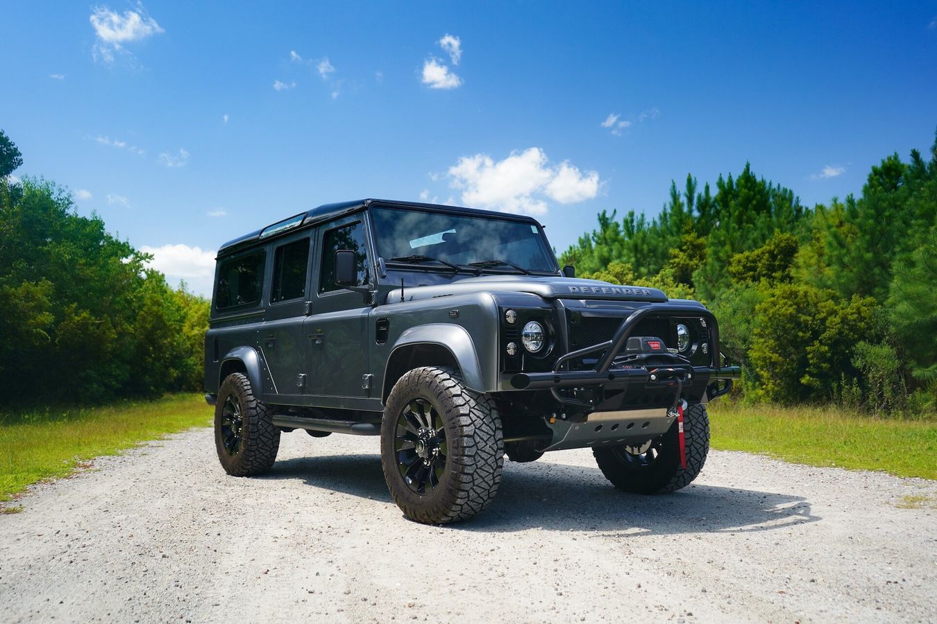 2021-land-rover-defender-110-for-sale-01