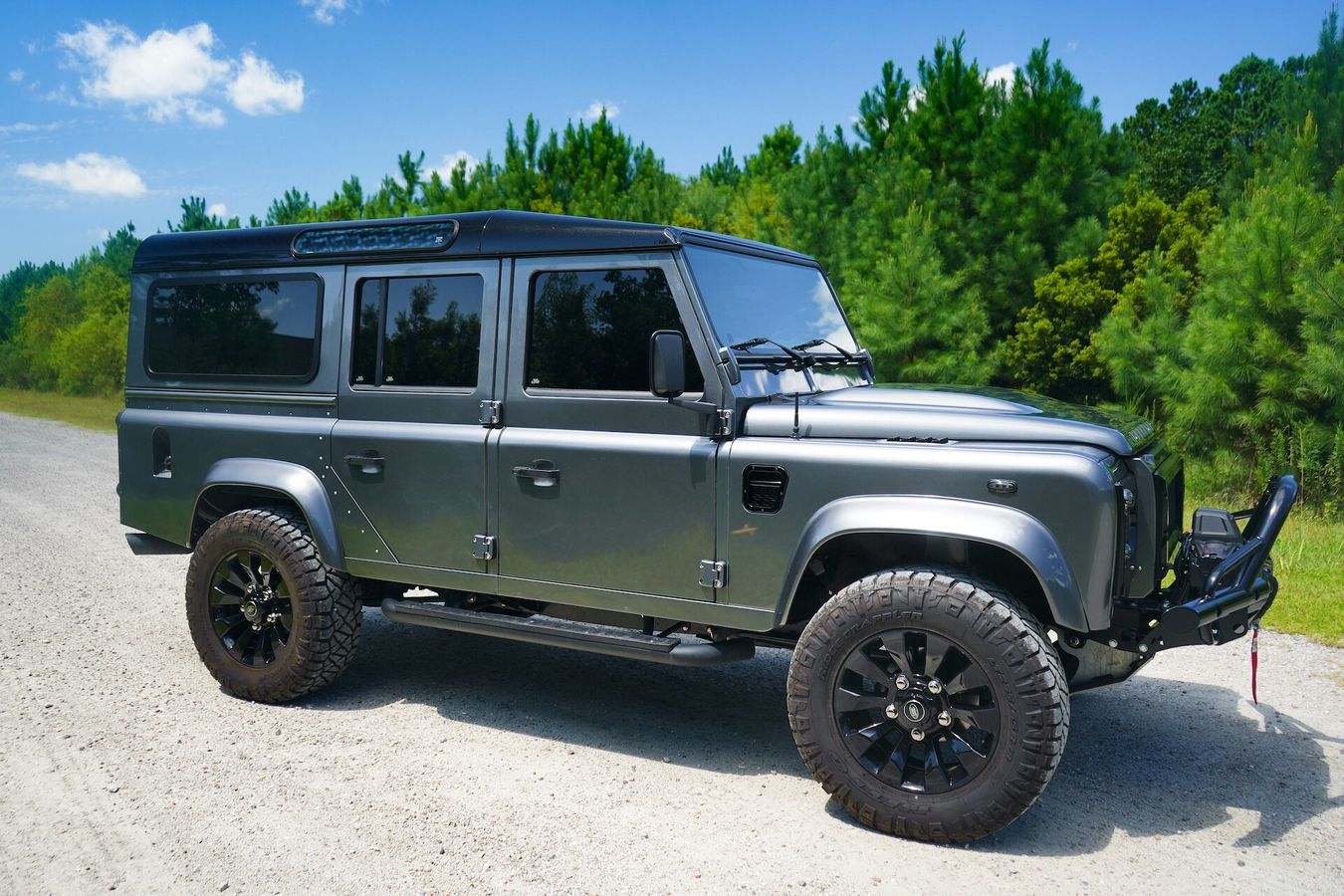 2021-land-rover-defender-110-for-sale-02