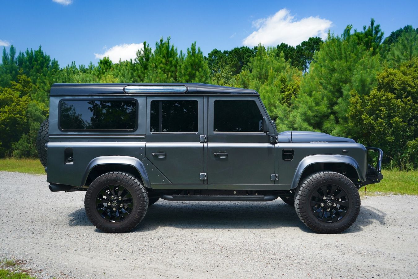 2021-land-rover-defender-110-for-sale-03