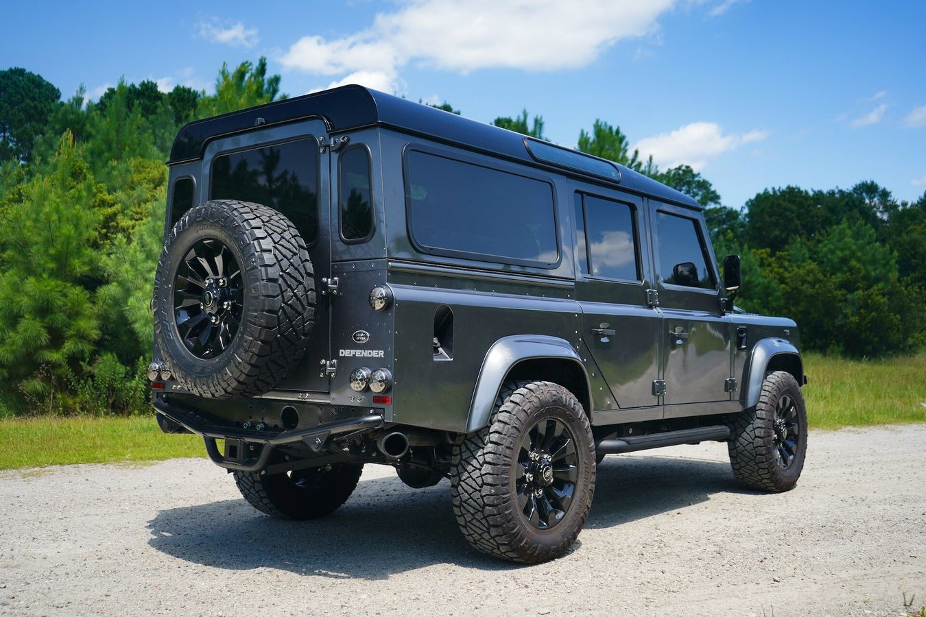 2021-land-rover-defender-110-for-sale-04