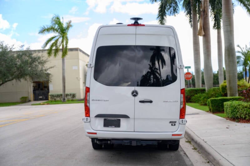 2021-mercedes-benz-sprinter-3500xd-4x2-3dr-170-in-wb-high-roof-extended-cargo-van-3-0l-v6- (4)