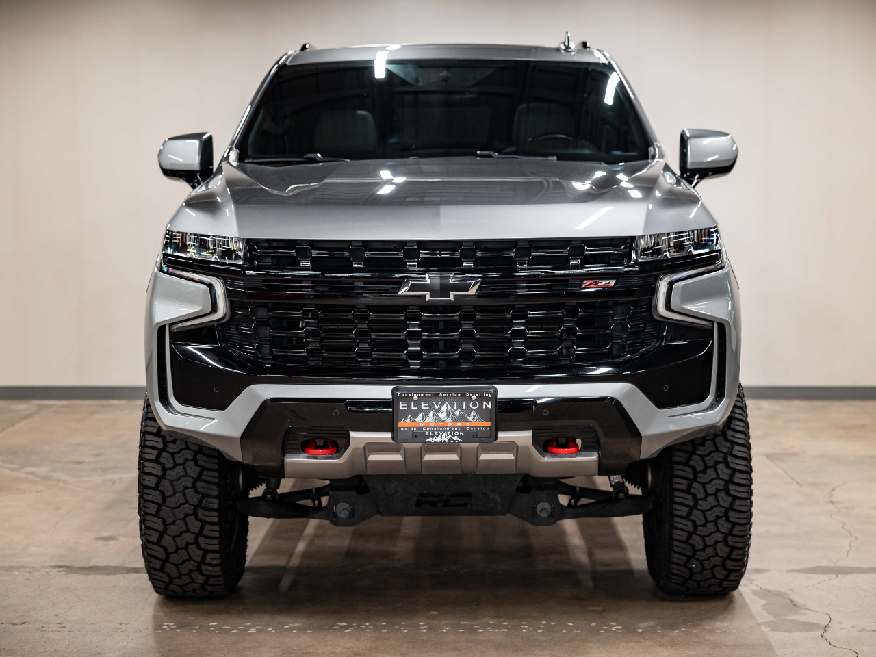 2023-chevy-tahoe-z71-lifted-08