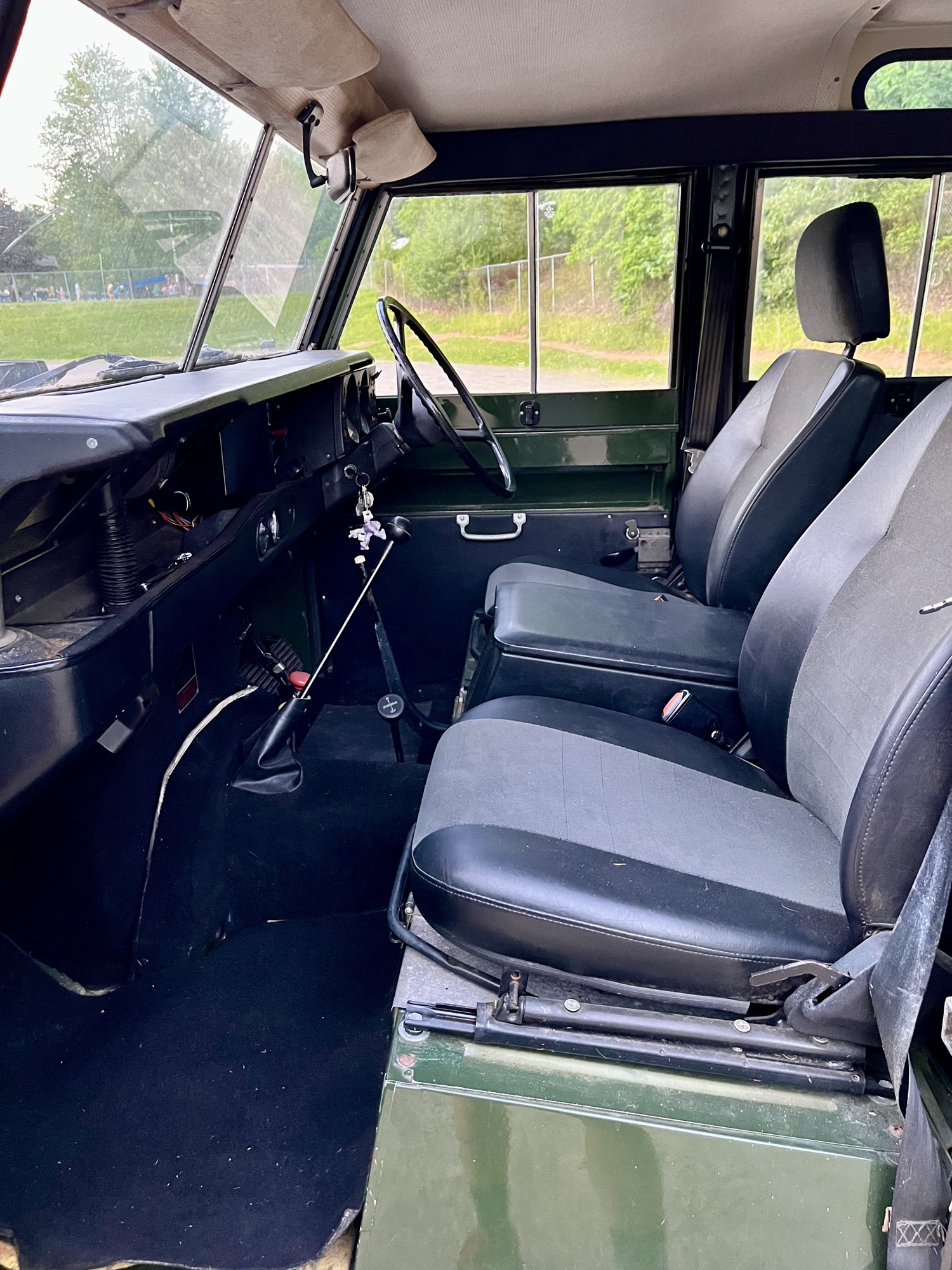 land-rover-series-iii-109-for-sale-20