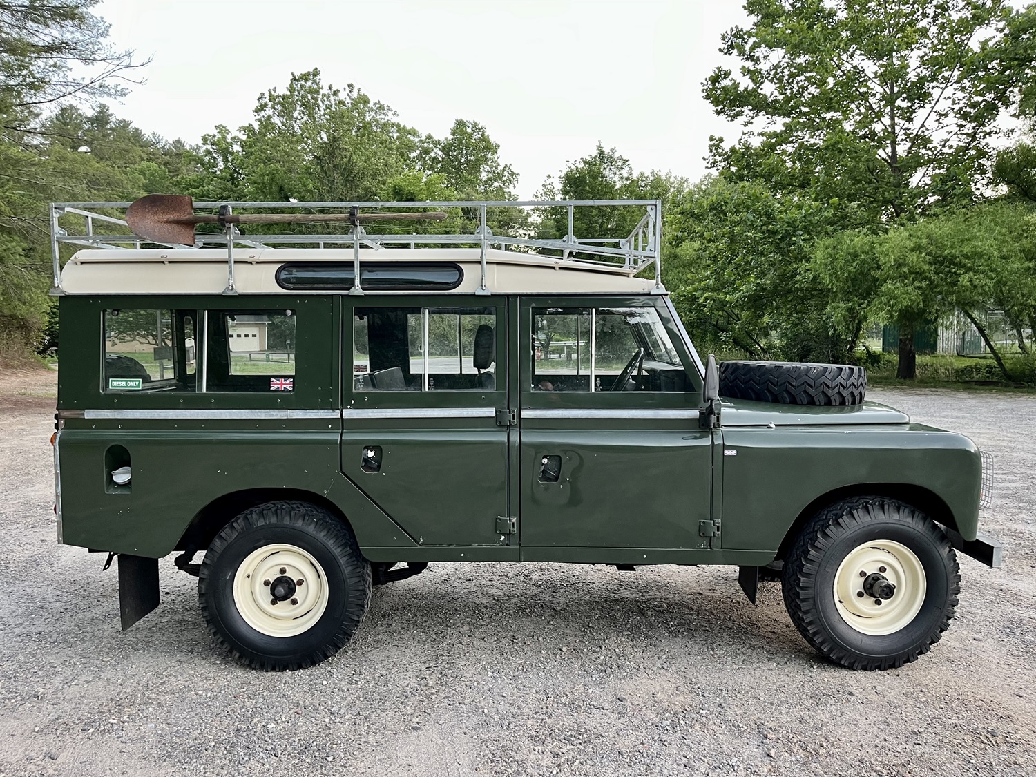 land-rover-series-iii-109-for-sale-42