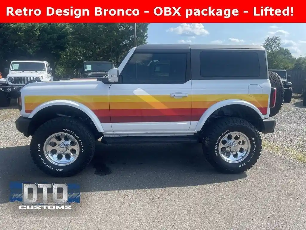 used-2021-ford-bronco-outerbanks-for-sale-02