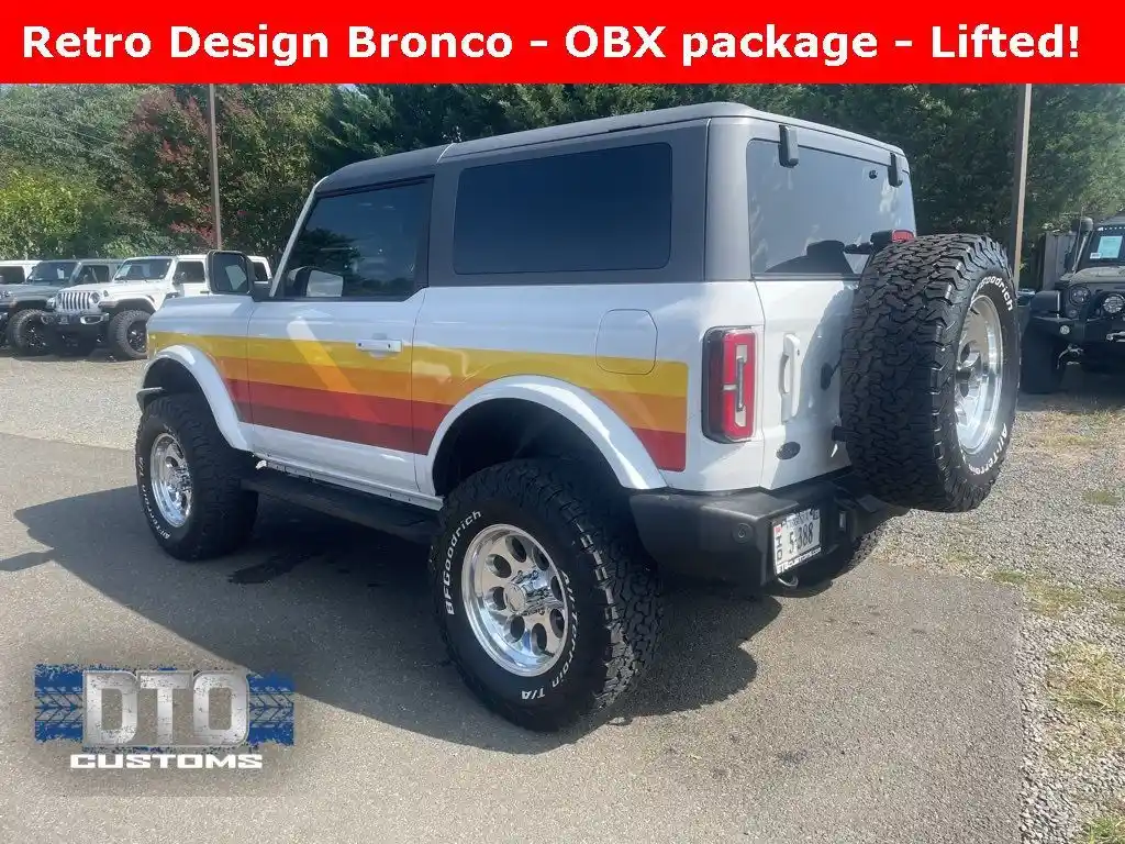 used-2021-ford-bronco-outerbanks-for-sale-03