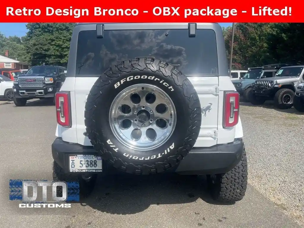 used-2021-ford-bronco-outerbanks-for-sale-04