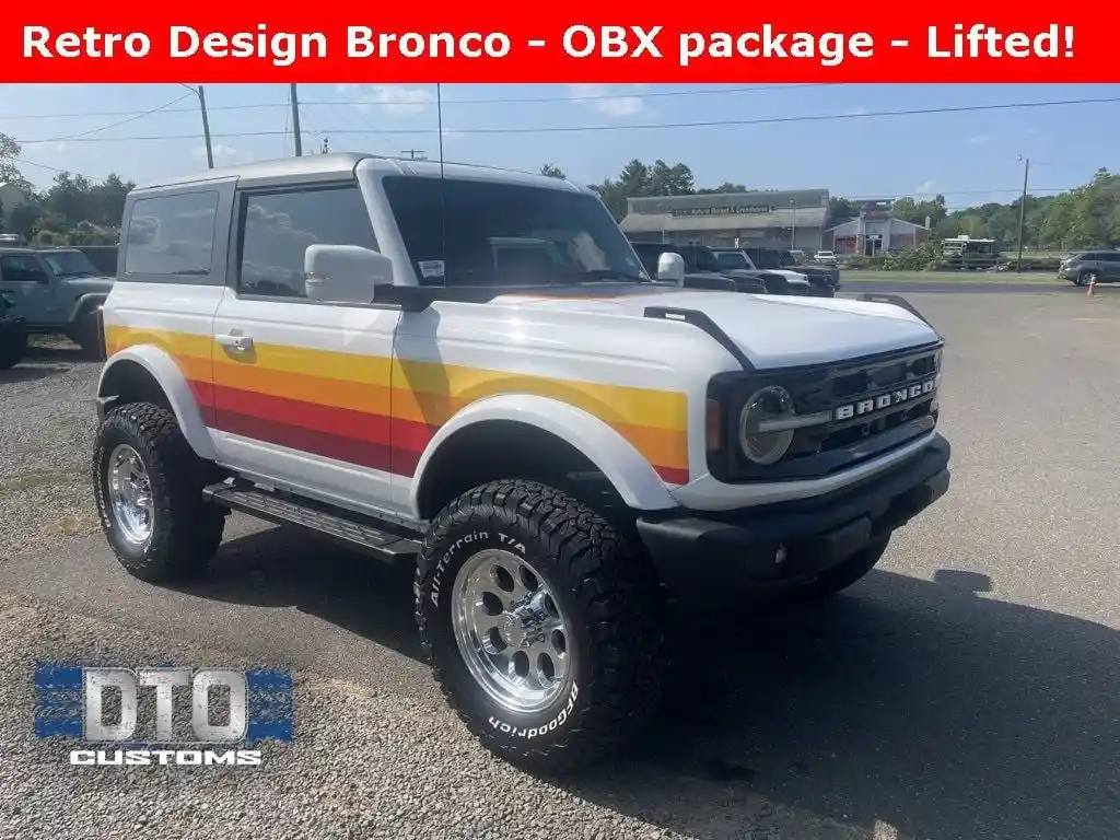 used-2021-ford-bronco-outerbanks-for-sale-07