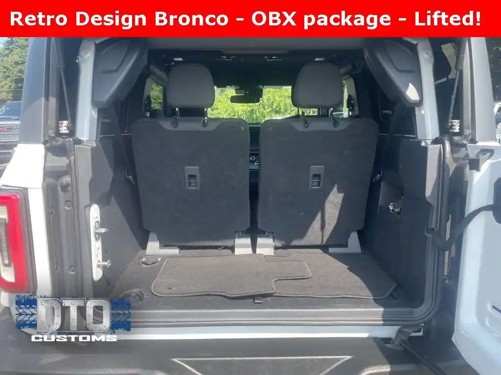 used-2021-ford-bronco-outerbanks-for-sale-14