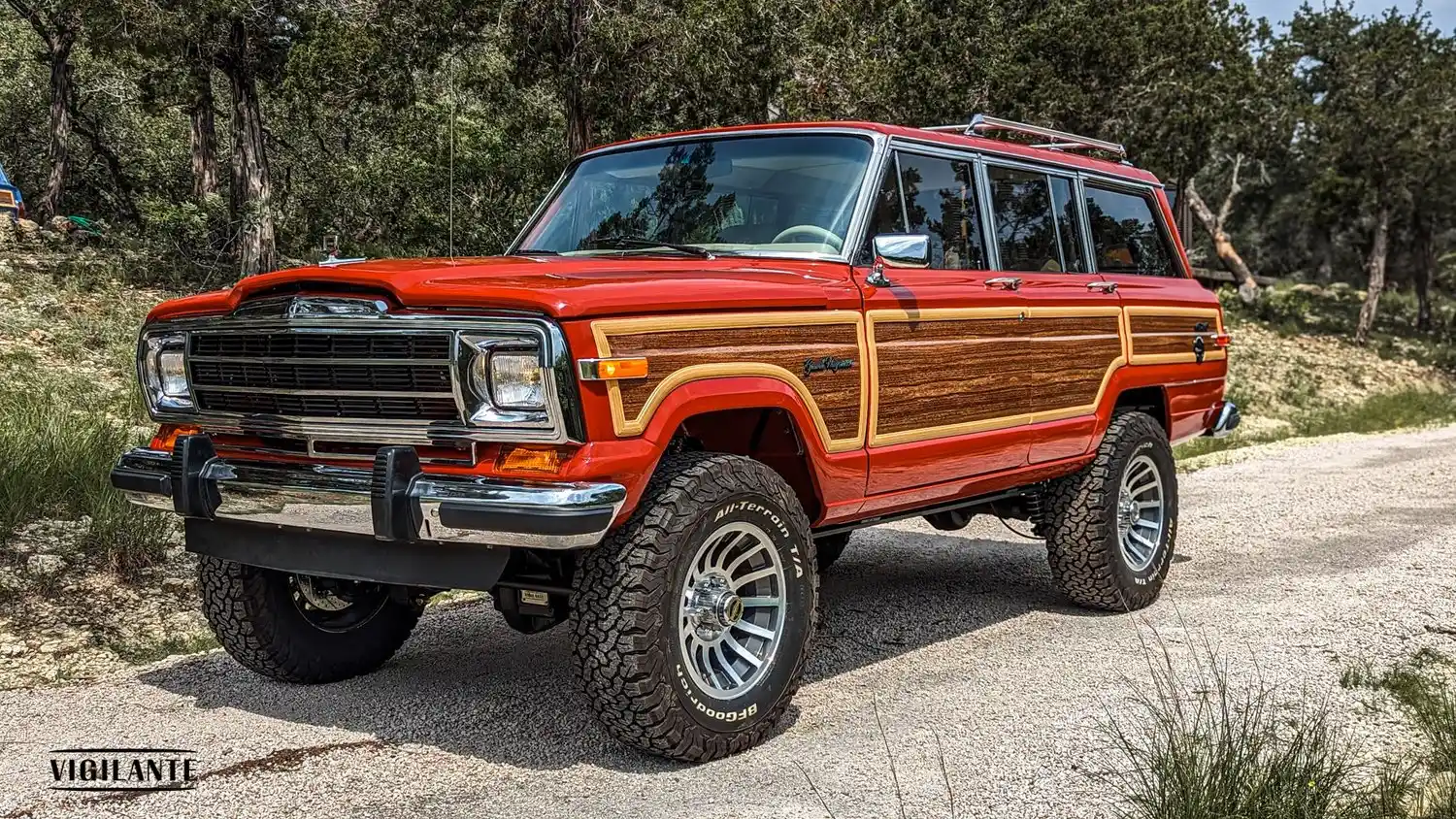 vigilante4x4-jeep-grand-wagoneer-1988-for-sale-09