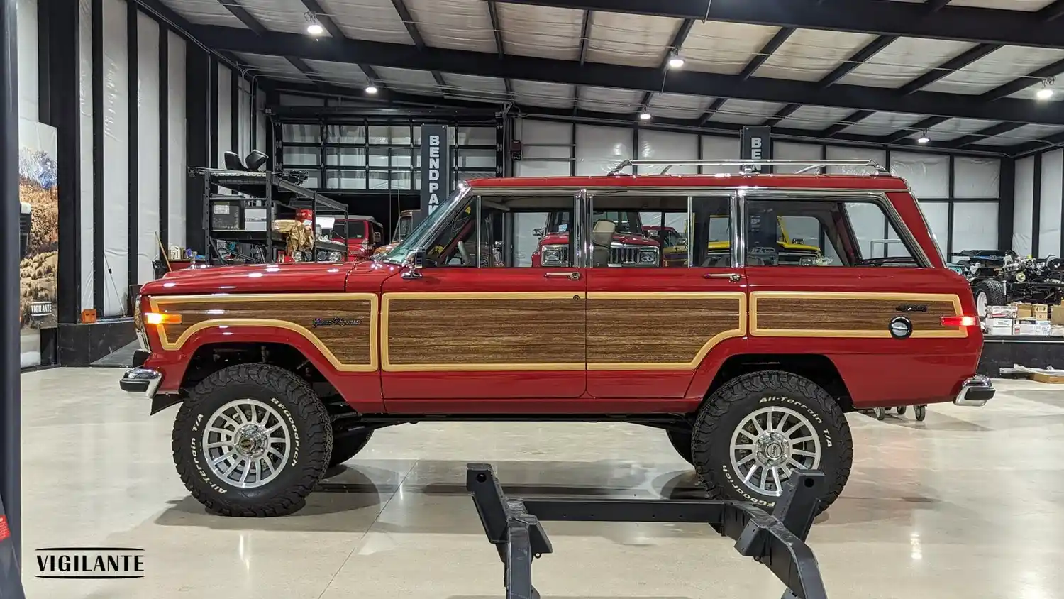 vigilante4x4-jeep-grand-wagoneer-1988-for-sale-18